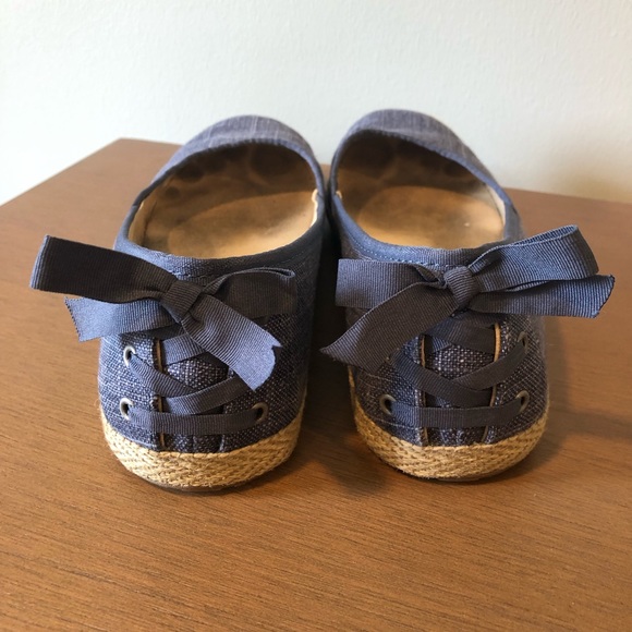 UGG Shoes - UGG Flat Slip On Shoes size 9